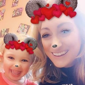 Meet your Posher, Leslie